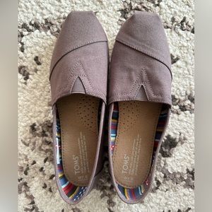 TOMS